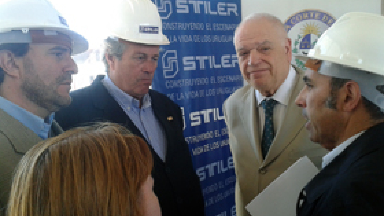 Presidente de SCJ junto a autoridades del Poder Judicial verificaron avance de obra del Centro de Justicia de Maldonado