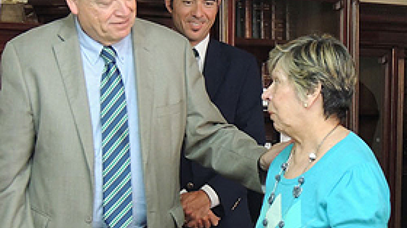 SCJ realizó reconocimiento a la trayectoria de la bibliotecaria Lic. Ana María Di Lorenzi