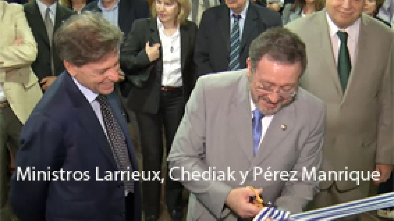 El Poder Judicial cuida muy bien sus escasos recursos, dijo Director de Servicios Administrativos en inauguración del nuevo Centro de Servicios Periciales