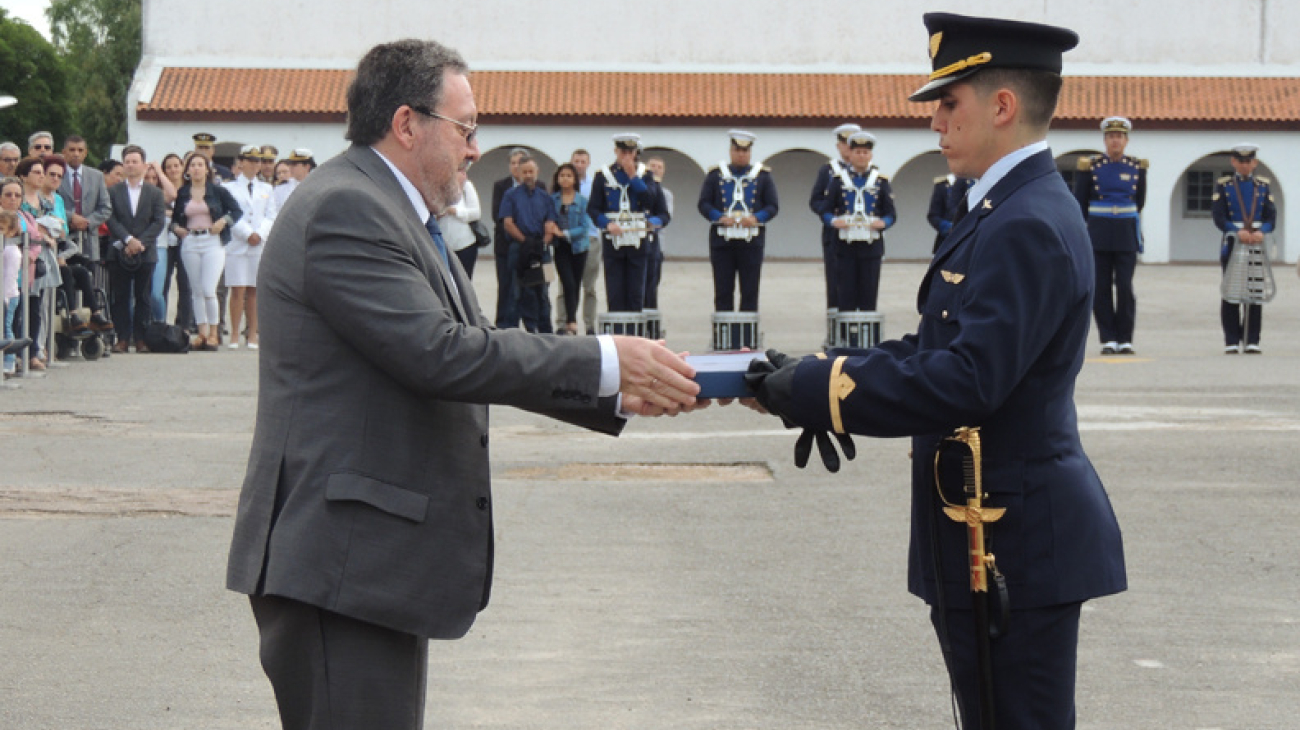 chediak-escuela-aeronautica_14-12-18