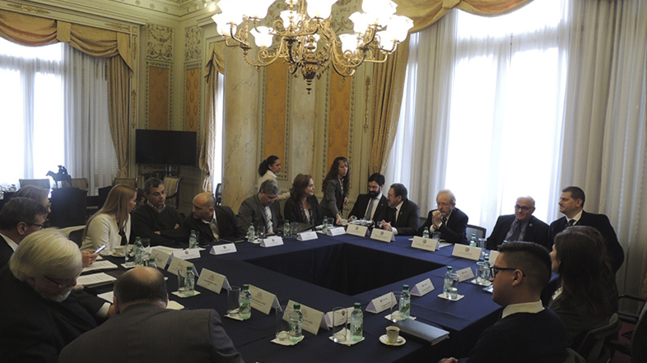 guardian-telefonicas-02