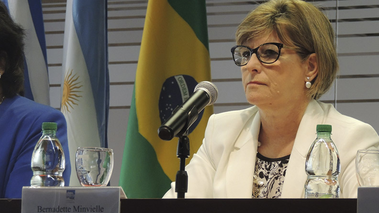 minvielle-comisionado_2