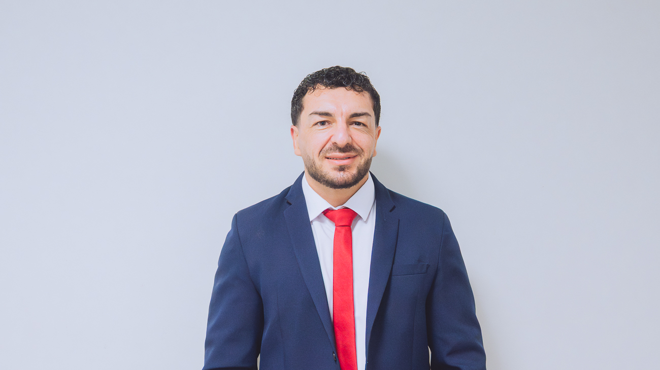 Dr. Germán Olivera