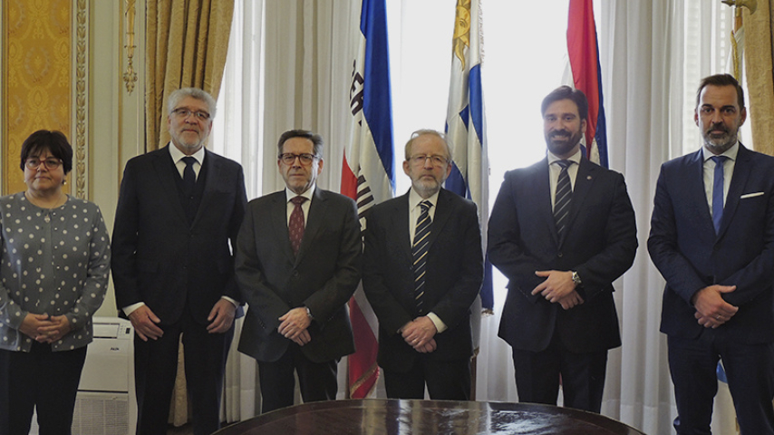 chile_turell-institucionales