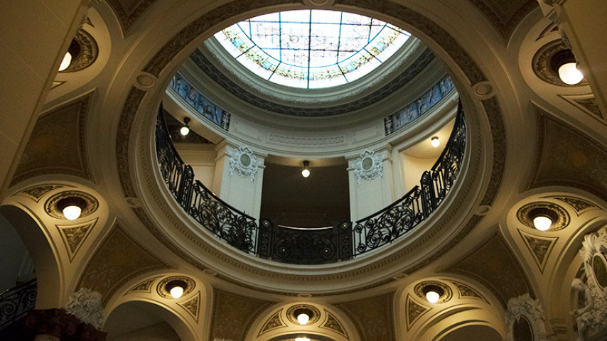 corte-ovalo-institucionales