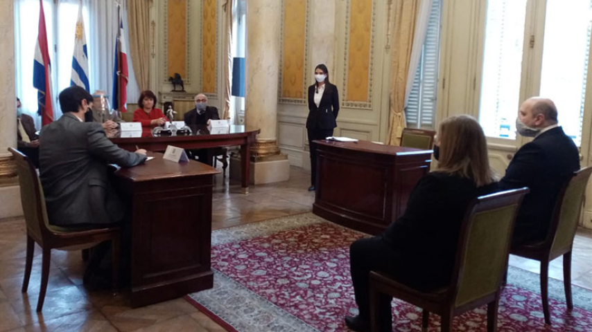 institucionales_juramento_jueces_odriozola_esanitaria