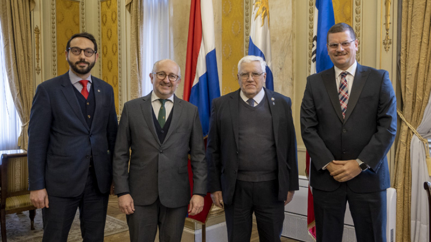 ministro-educacion-perez-pesce-novella