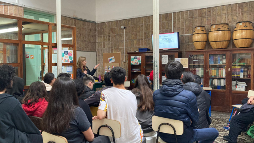 Liceo  Nº 21 " Abrazo del Monzón